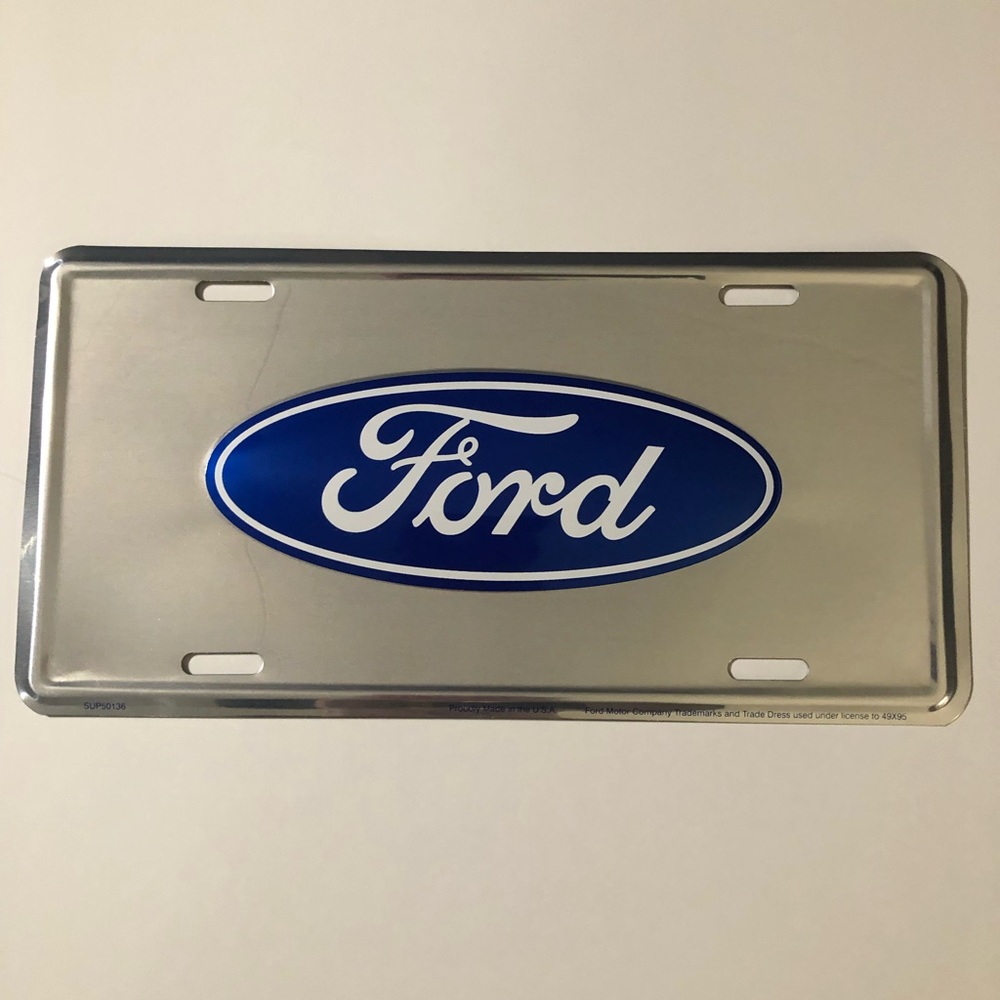 Ford license plate. Like new.